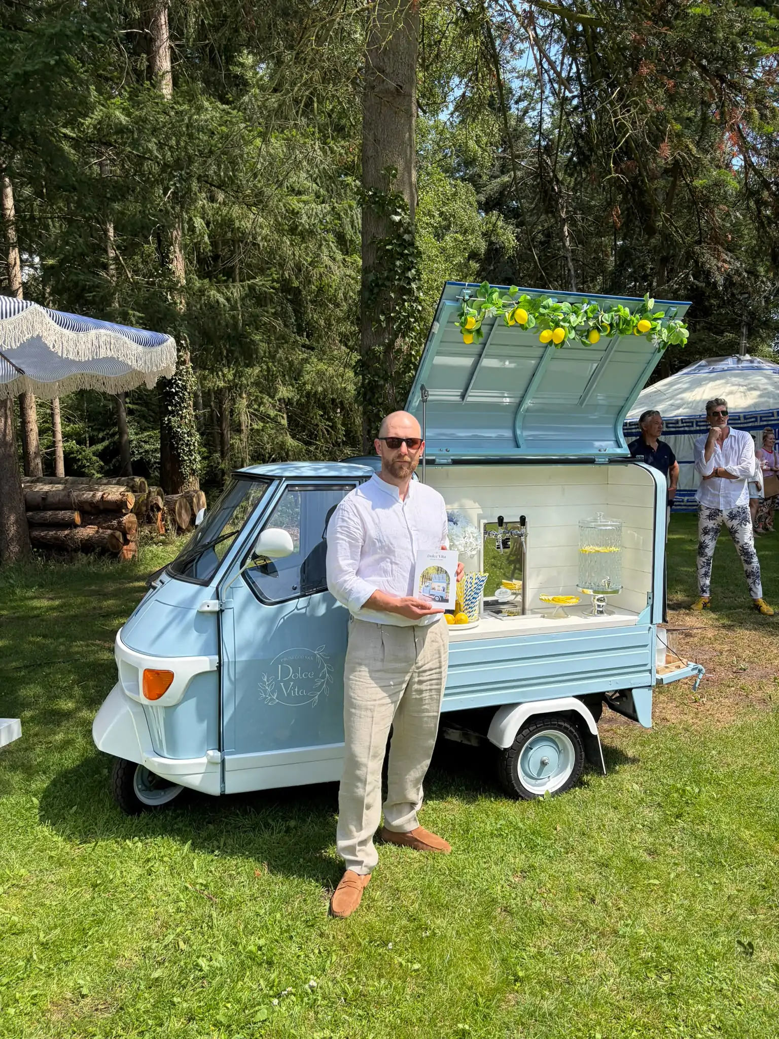 Dolce Vita Prosecco Van